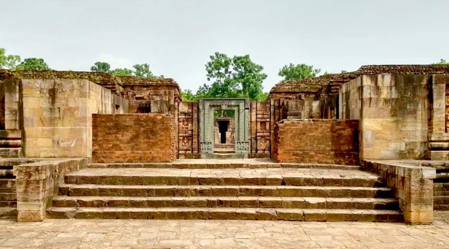 Ratnagiri Monastery